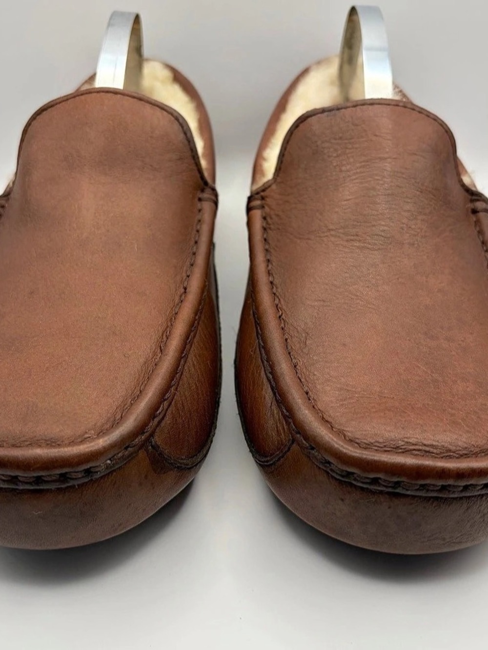 UGG Ascot Leather Moccasins in Brown US 8 - Picture 2 of 5